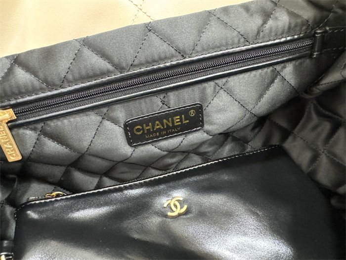 Chanel 22 MEDIUM HANDBAG Patchwork Shiny Calfskin & Gold-Tone Metal AS3261 High