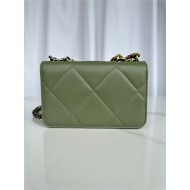 Chanel 19 WALLET ON CHAIN-A Shiny Lambskin, Gold/Silver-Tone & Ruthenium-Finish Metal Green A