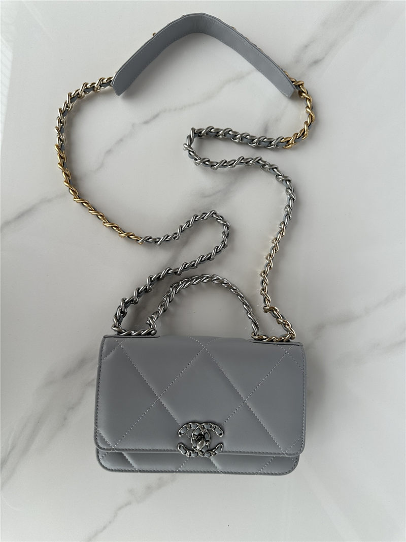 Chanel 19 WALLET ON CHAIN-A Shiny Lambskin, Gold/Silver-Tone & Ruthenium-Finish Metal Grey A