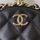 CLUTCH WITH CHAIN Lambskin & Gold Metal Black A