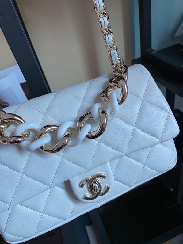 Chanel FLAP BAG AS1354 Lambskin & Gold-Tone Metal White High