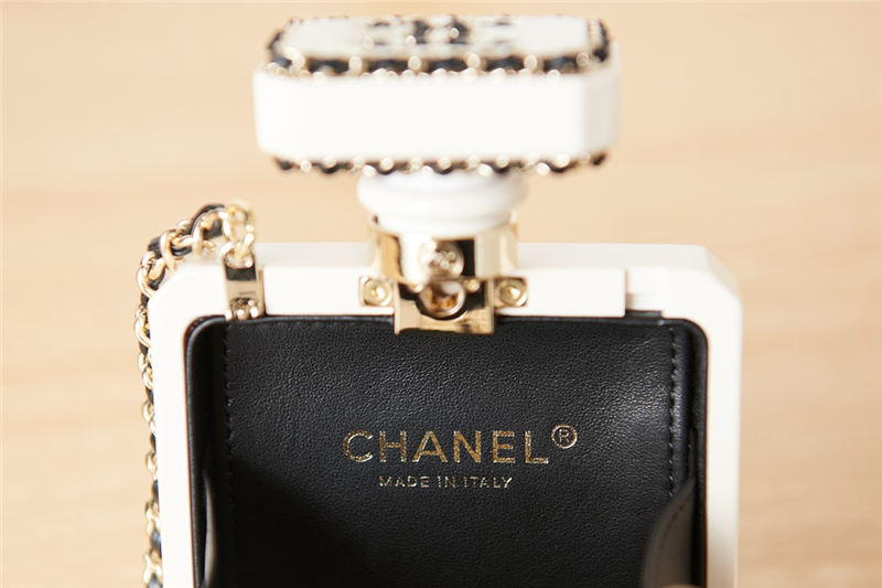 Chanel EVENING BAG Lambskin Plexi & Gold-Tone Metal High