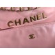 Chanel 22 MEDIUM HANDBAG Shiny Calfskin & Gold-Tone Metal AS3261 Coral High