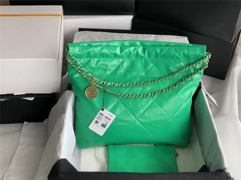 Chanel 22 MEDIUM HANDBAG Shiny Calfskin & Gold-Tone Metal AS3261 Green High