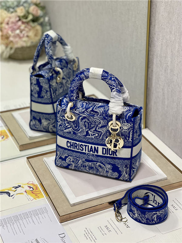 MEDIUM LADY D-LITE BAG Toile de Jouy Reverse Embroidery Royal Blue High