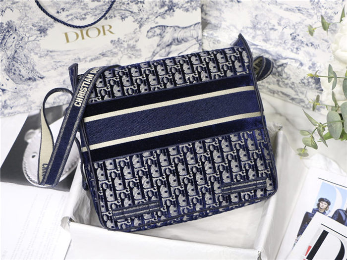 MEDIUM DiorCAMP BAG Dior Oblique Embroidery Velvet Blue High