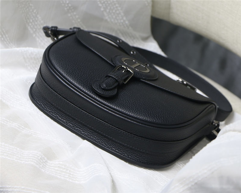 MEDIUM Dior BOBBY BAG Grained Calfskin Black High