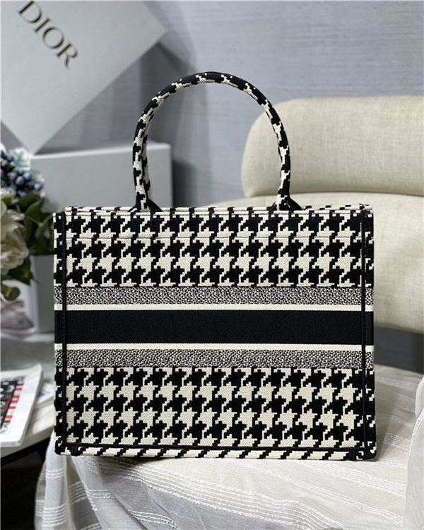 MEDIUM Dior BOOK TOTE Houndstooth Embroidery Black and White High