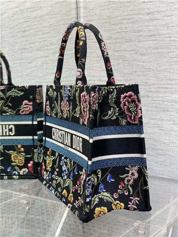 MEDIUM Dior BOOK TOTE Dior Petites Fleurs Embroidery Black High