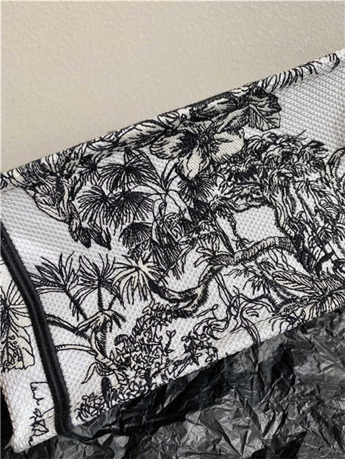 SMALL Dior BOOK TOTE Toile de Jouy Voyage Embroidery Black/White High