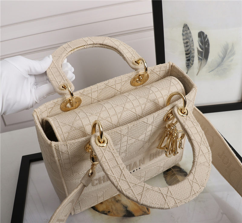 MEDIUM LADY D-LITE BAG Cannage Embroidery Beige High