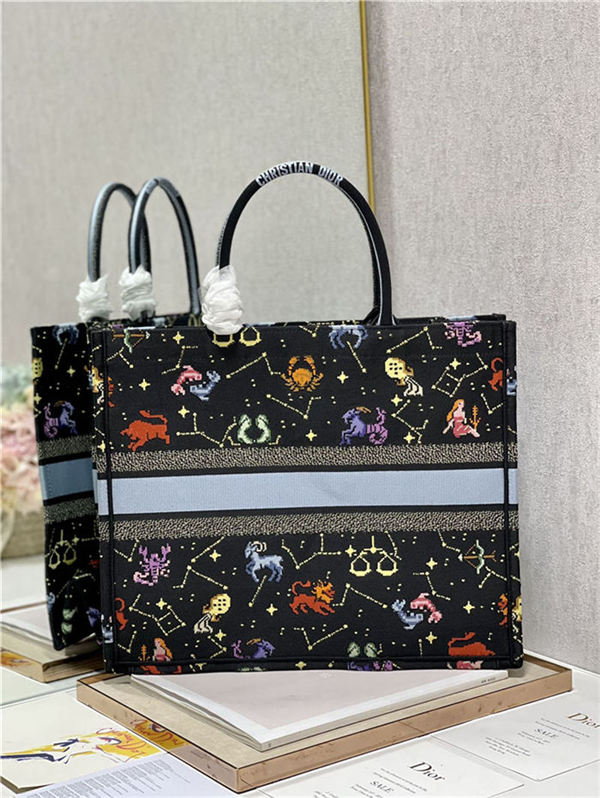 LARGE Dior BOOK TOTE Dior Pixel Zodiac Embroidery Black High