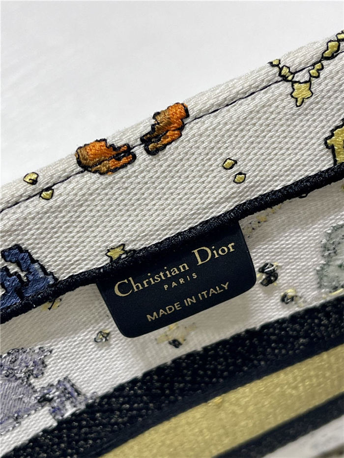 MEDIUM Dior BOOK TOTE Dior Pixel Zodiac Embroidery White High