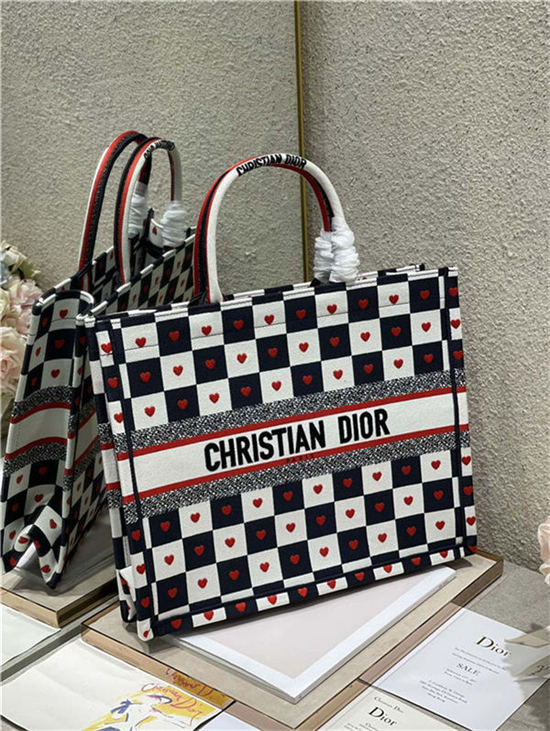 LARGE Dior BOOK TOTE Black, White and Red D-Chess Heart Embroidery High