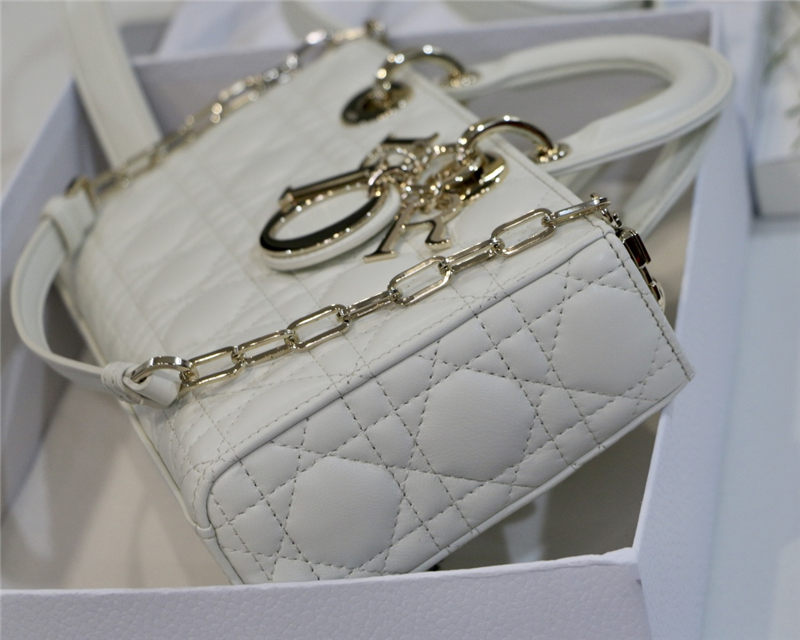 LADY D-JOY BAG MEDIUM Cannage Lambskin Cream High