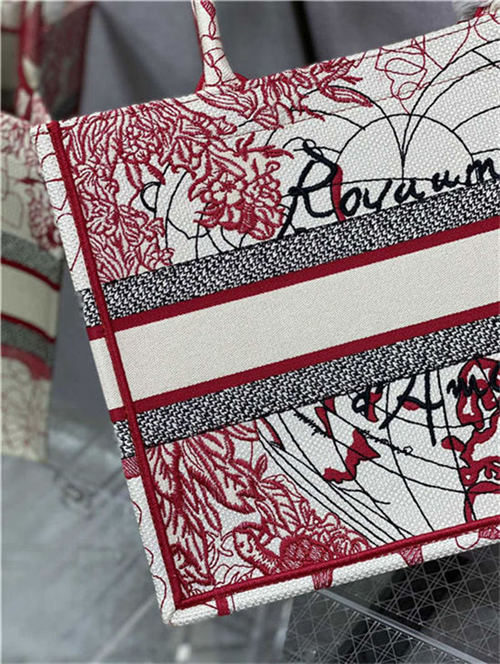 MEDIUM DiorAMOUR Dior BOOK TOTE Red and White D-Royaume d'Amour Embroidery High