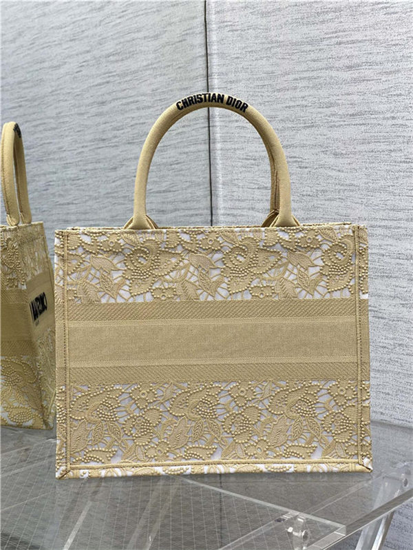 MEDIUM Dior BOOK TOTE D-Lace Embroidery with Macramé Effect High