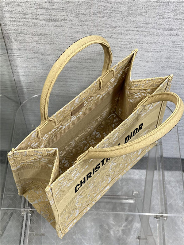 MEDIUM Dior BOOK TOTE D-Lace Embroidery with Macramé Effect High