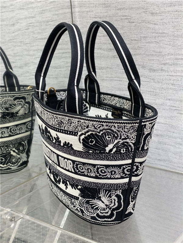 DIOR HAT BASKET BAG Butterfly Bandana Embroidery High