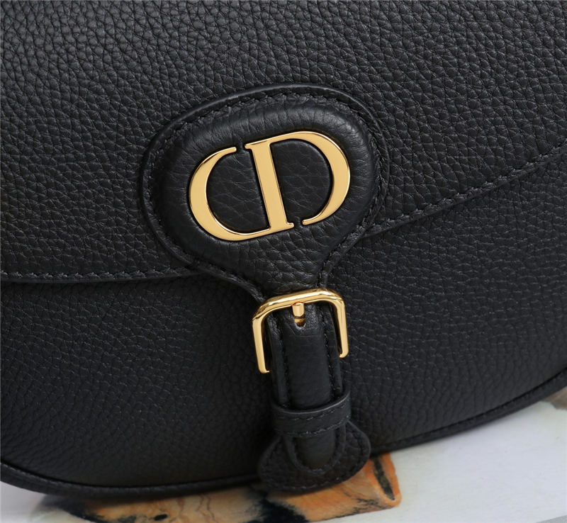 MEDIUM Dior BOBBY BAG Grained Calfskin Black High