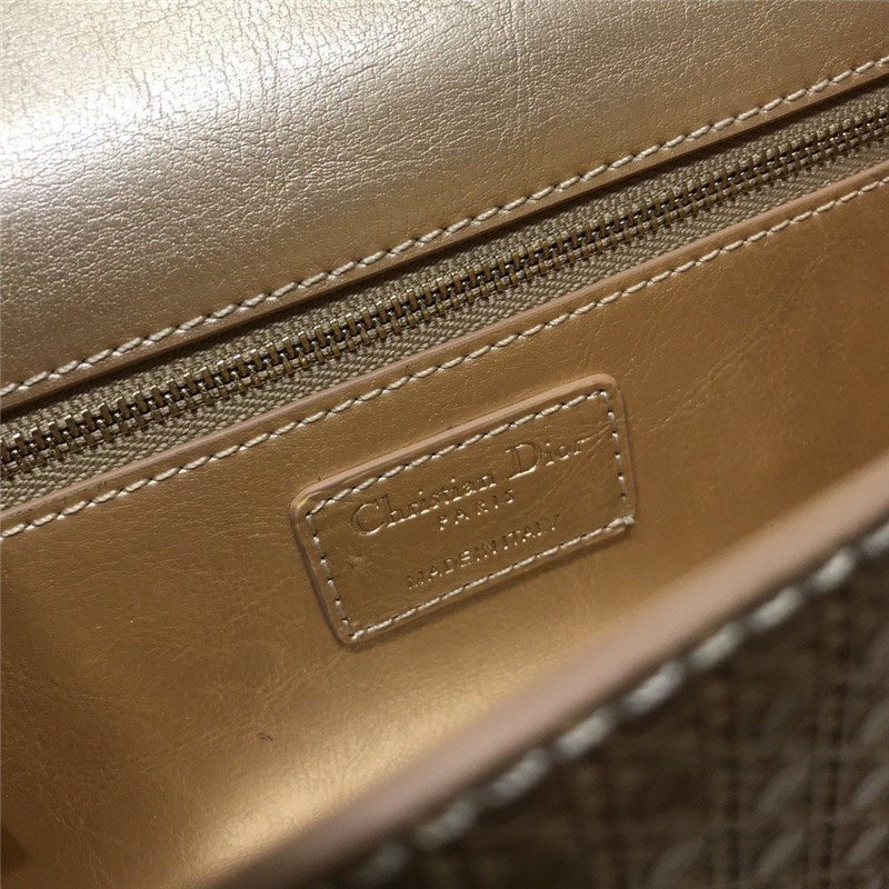 30 MONTAIGNE CHAIN BAG Microcannage Calfskin Gold High