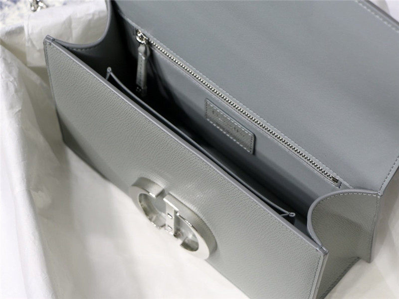 30 MONTAIGNE CHAIN BAG Grained Calfskin Gray High