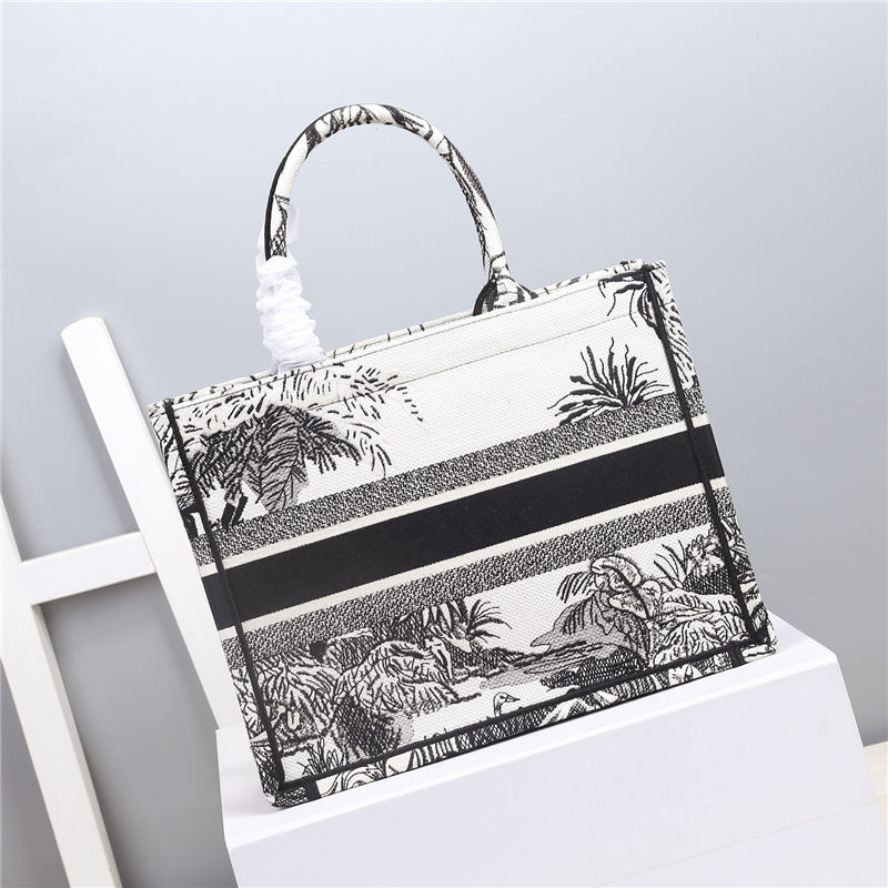 MEDIUM Dior BOOK TOTE Dior Hibiscus Embroidery Palm Tree High