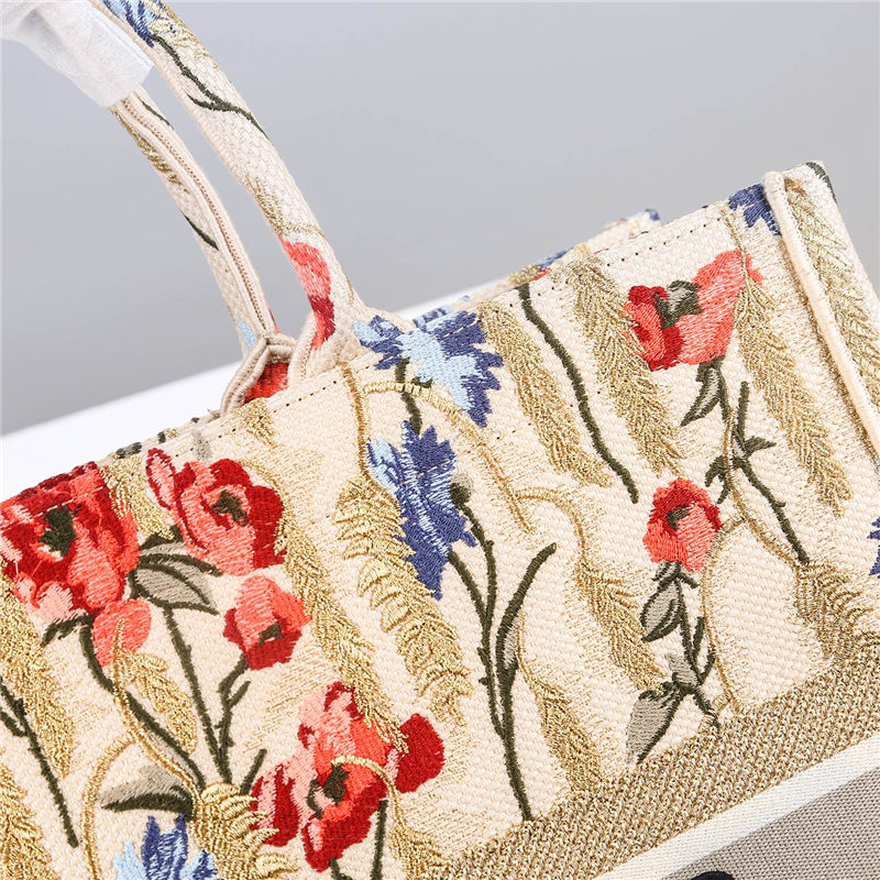 LARGE Dior BOOK TOTE Multicolor Dior Hibiscus Embroidery Beige High