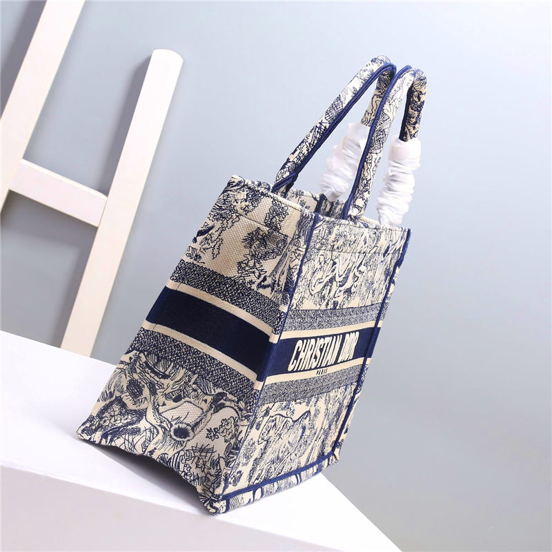 MEDIUM Dior BOOK TOTE Toile de Jouy Embroidery Blue High