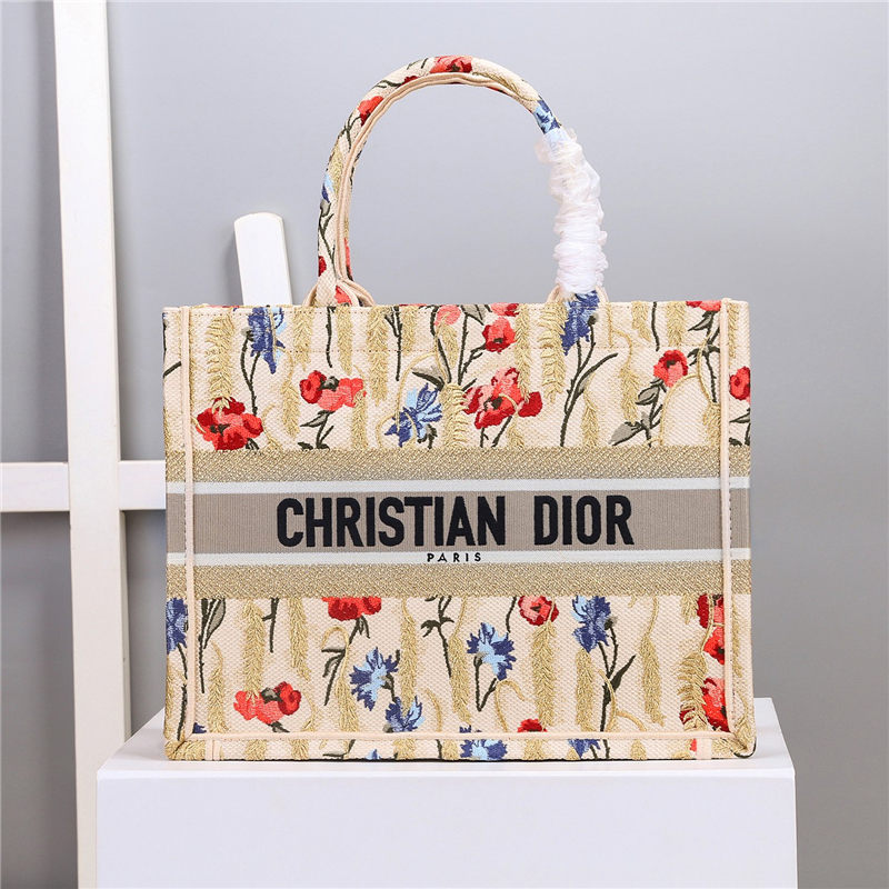 MEDIUM Dior BOOK TOTE Multicolor Dior Hibiscus Embroidery Beige High