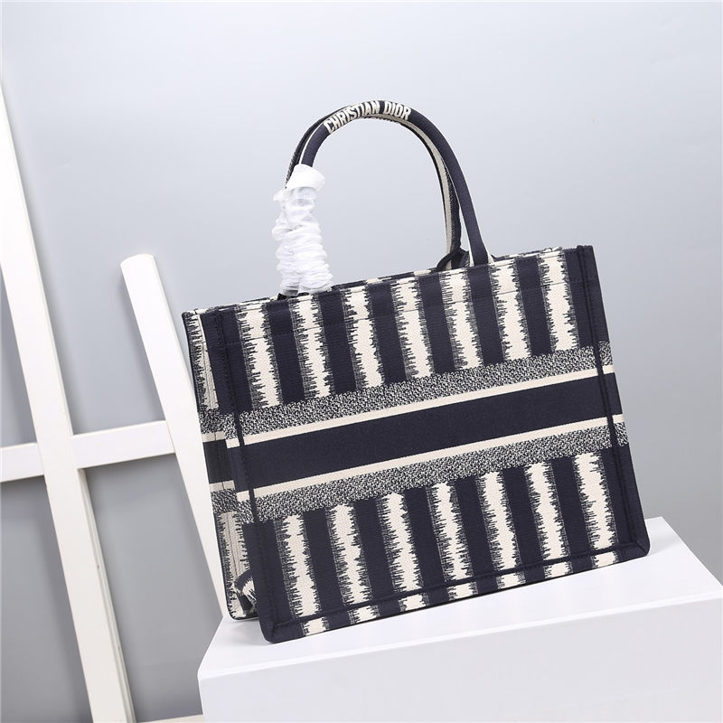 MEDIUM Dior BOOK TOTE D-Stripes Embroidery Blue High