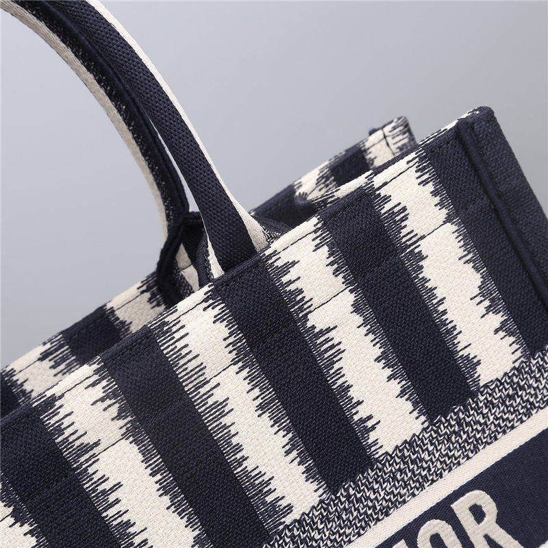 MEDIUM Dior BOOK TOTE D-Stripes Embroidery Blue High