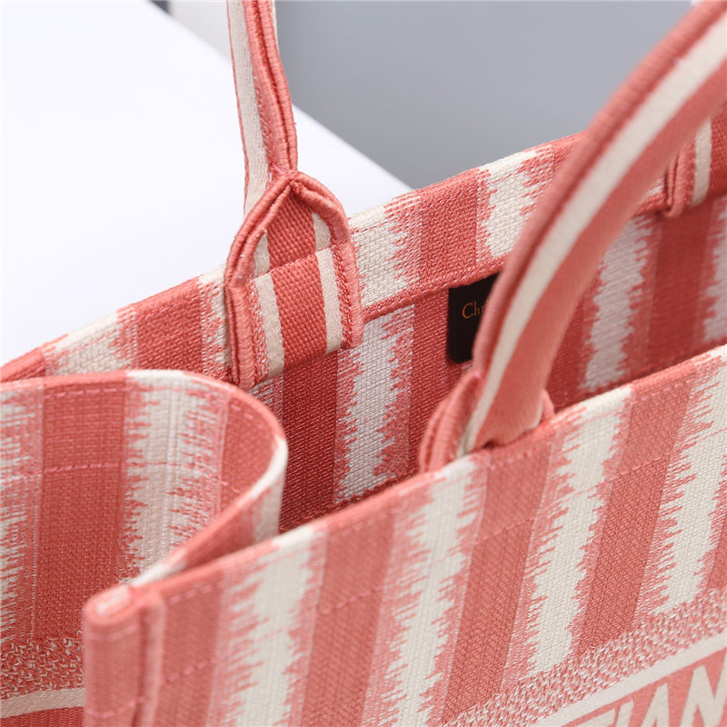 MEDIUM Dior BOOK TOTE D-Stripes Embroidery Pink High