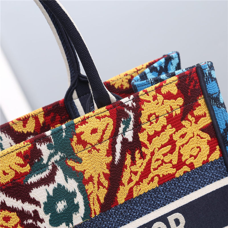 MEDIUM Dior BOOK TOTE Multicolor Dior Paisley Embroidery Blue High