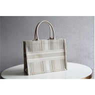 Dior MEDIUM BOOK TOTE Embroidery Beige mid