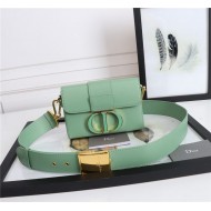 30 MONTAIGNE BOX BAG Enamel Buckle Calfskin Green High