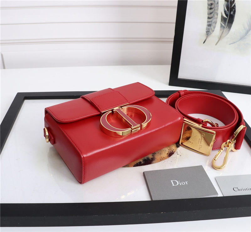 30 MONTAIGNE BOX BAG Enamel Buckle Calfskin Red High