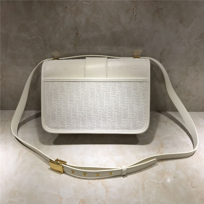 30 MONTAIGNE BAG White Dior Oblique Jacquard mid