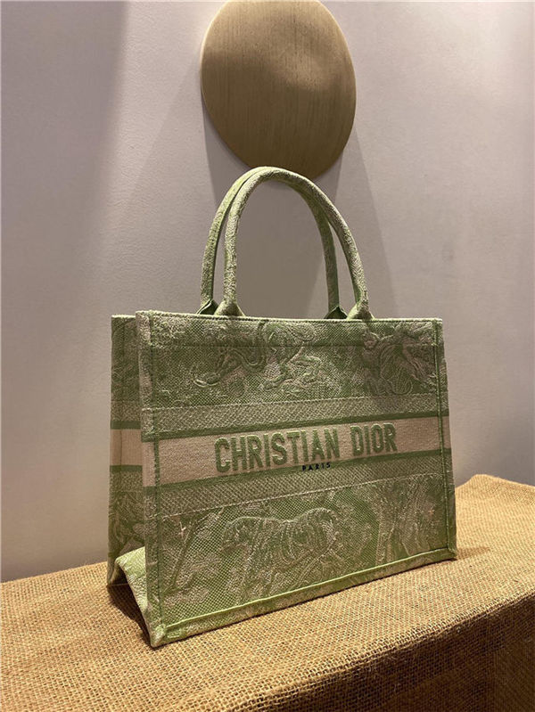 MEDIUM Dior BOOK TOTE Toile de Jouy Reverse Embroidery Green Mid