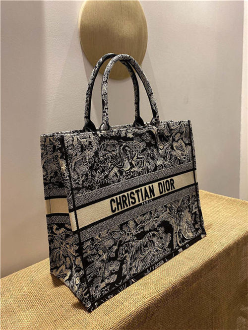 LARGE Dior BOOK TOTE Toile de Jouy Reverse Embroidery Black Mid