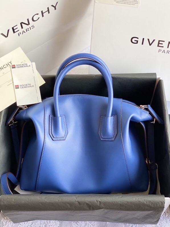 Givenchy SMALL ANTIGONA SOFT BAG IN SMOOTH LEATHER Royal Blue High