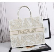 LARGE Dior BOOK TOTE Dior Around the World Stella Embroidery Gold-Tone High