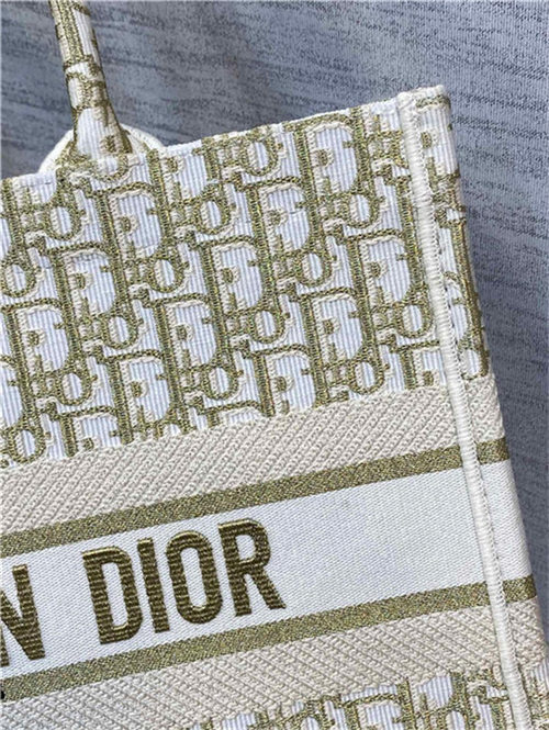 MEDIUM Dior BOOK TOTE Dior Oblique Embroidery Gold High