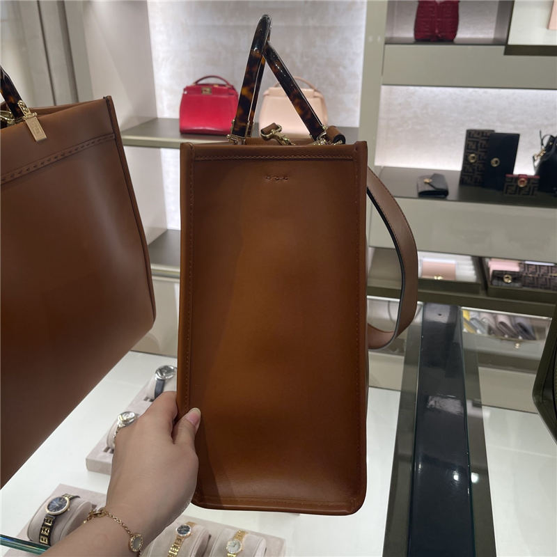 MEDIUM Fendi SUNSHINE Leather Shopper Caramel High