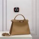 PEEKABOO ISEEU MEDIUM leather bag Beige High