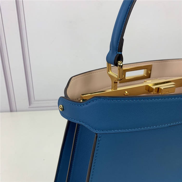 PEEKABOO ISEEU MEDIUM leather bag Blue High