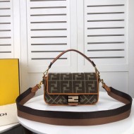 Fendi BAGUETTE Green canvas bag Mid