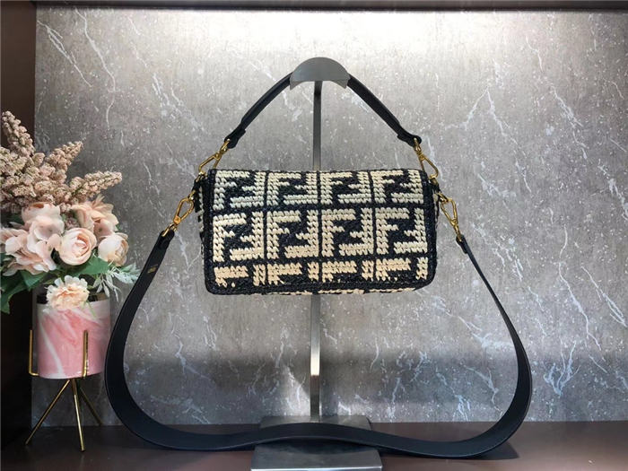 Fendi BAGUETTE raffia FF bag Black Mid