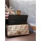 Fendi BAGUETTE raffia FF bag Beige Mid