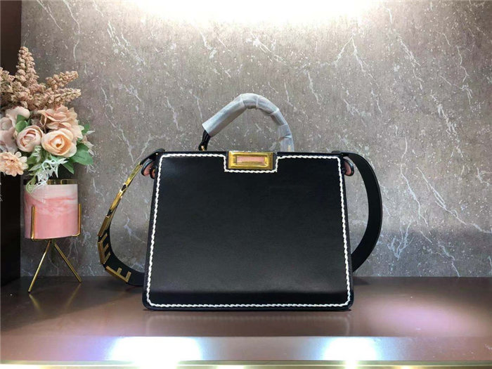 Fendi ICONIC PEEKABOO ISEEU Leather Bag Black Mid